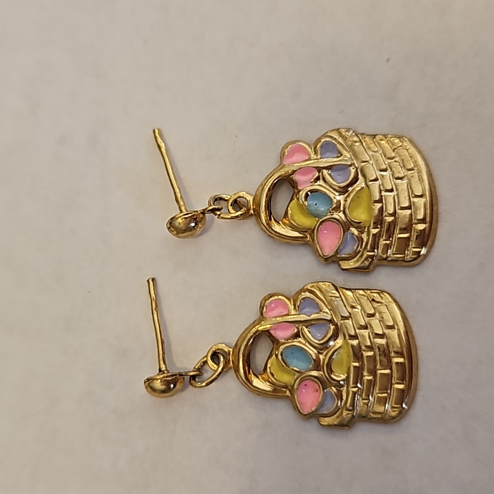 Easter Basket Earrings Enamel Gold Tone Pierced Stud